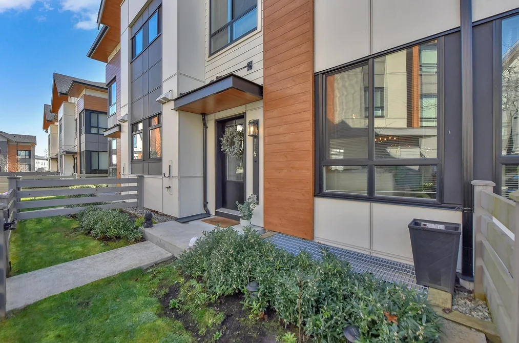 Townhouse for sale at 116 15111 Edmund Drive Surrey British Columbia - MLS: R3163838