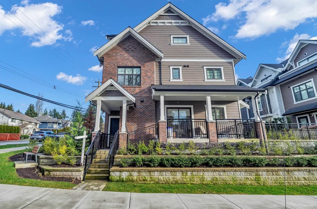 116 678 FAIRVIEW STREET, Coquitlam BC V3J 0N1, Coquitlam BC — Residential for Sale - Photo 2