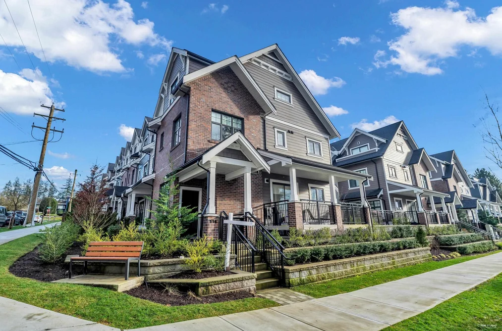 116 678 FAIRVIEW STREET, Coquitlam BC V3J 0N1, Coquitlam BC — Residential for Sale - Photo 3