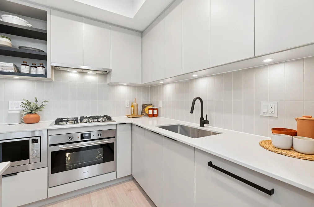 116 921 GRANT STREET, Coquitlam BC V3J 0S2, Coquitlam BC — Residential for Sale - Photo 3