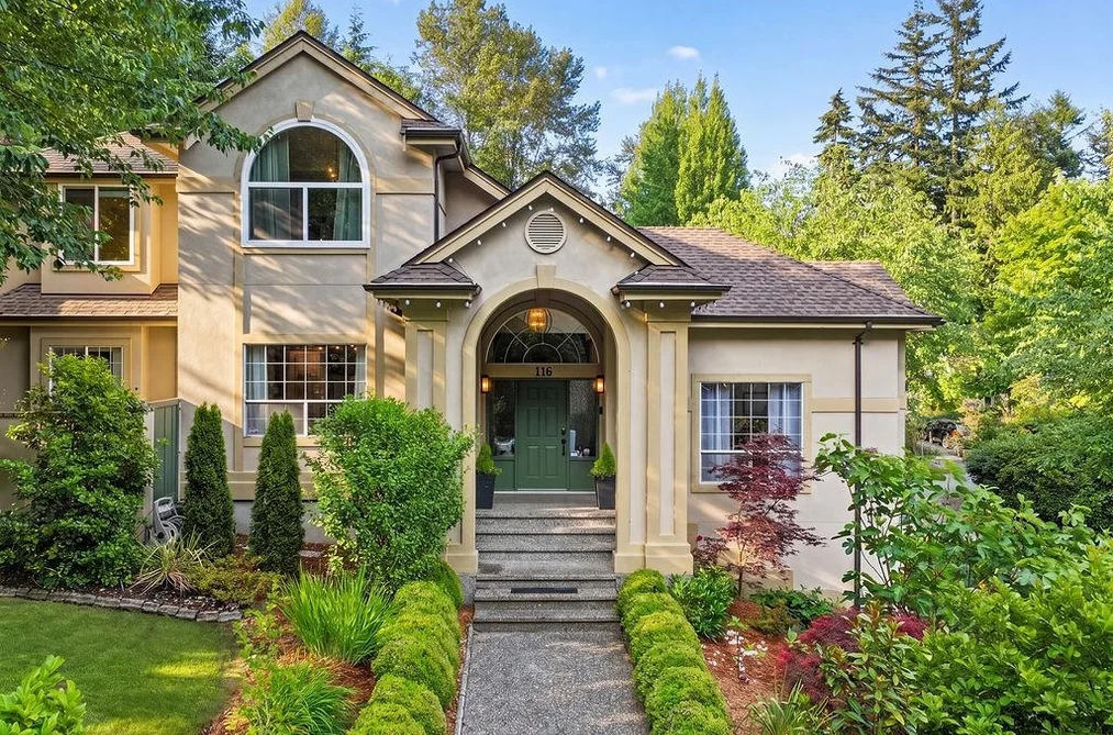 116 PARKSIDE DRIVE, Port Moody BC V3H 4W8, Port Moody BC — Residential for Sale — Photo 3 of 40