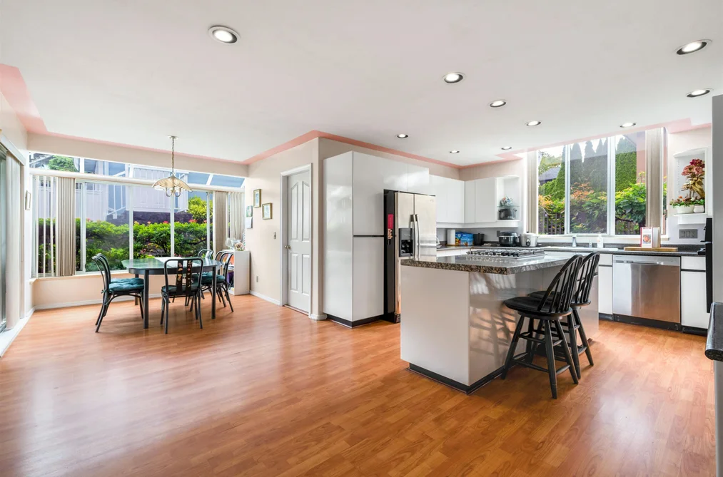 116 RAVINE DRIVE, Port Moody, BC — Residential for Sale — Photo 11 of 40