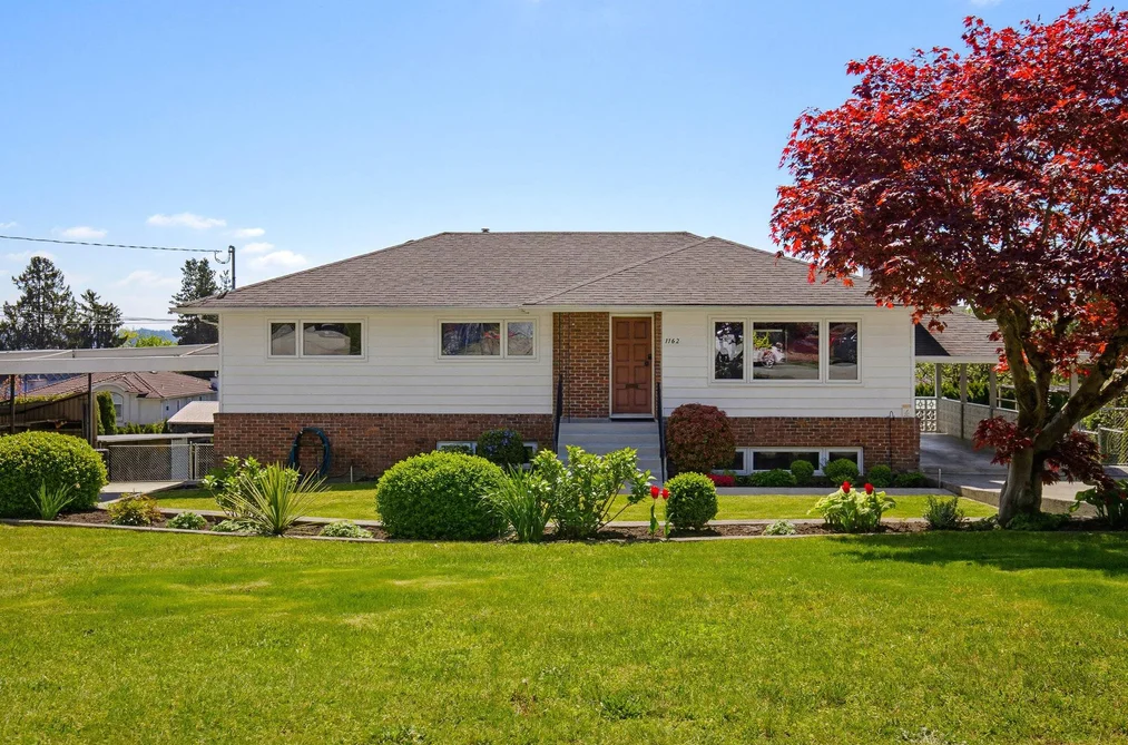 1162 MADORE AVENUE, Coquitlam BC V3K 3B9, Coquitlam BC — Residential for Sale - Photo 2