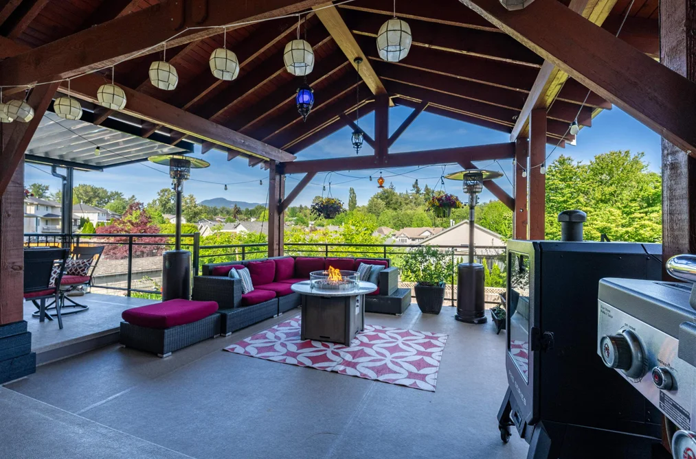 11656 CREEKSIDE STREET, Maple Ridge BC V4R 2V5, Maple Ridge BC — Residential for Sale - Photo 2