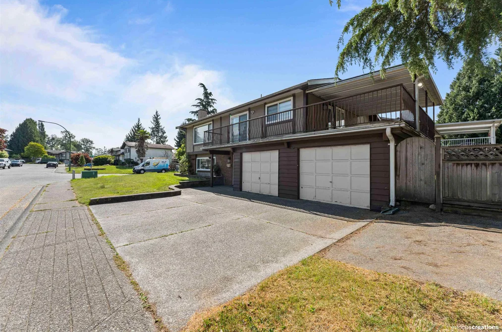 11662 89A AVENUE, Delta BC V4C 7G5, Delta BC — Residential for Sale - Photo 2