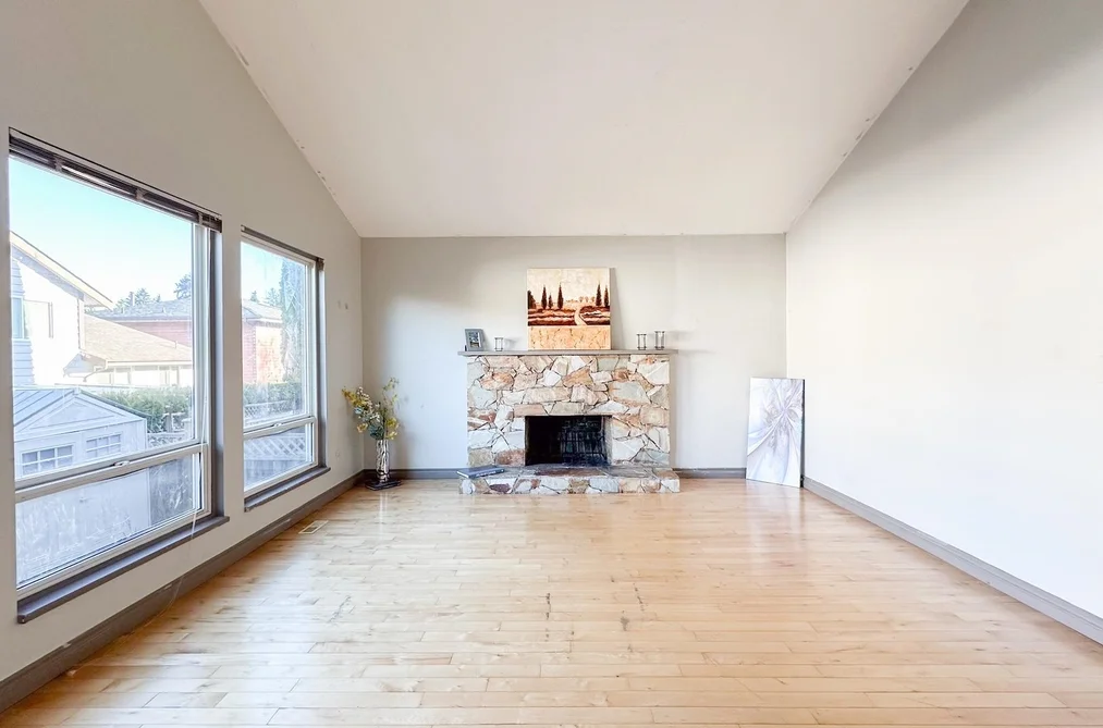 House for sale at 1169 Lansdowne Drive Coquitlam British Columbia - MLS: R3095466