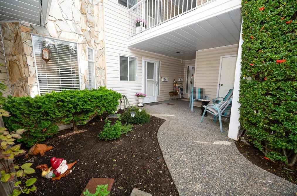 117 10584 153 STREET, Surrey BC V3R 9V1, Surrey BC — Residential for Sale - Photo 2