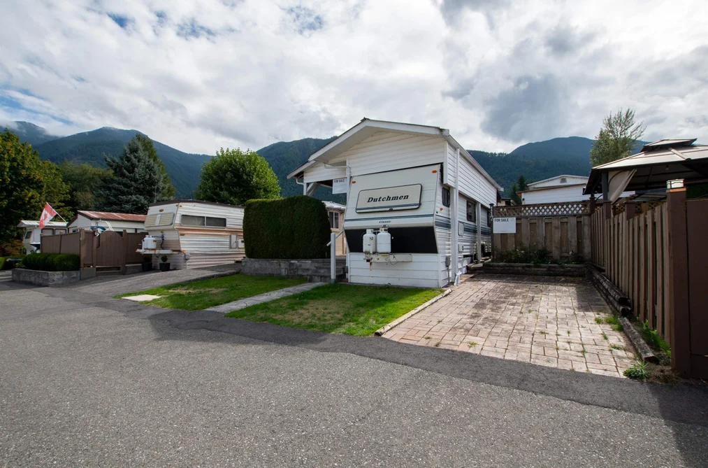 Property for sale at 117 1436 Frost Road Chilliwack British Columbia - MLS: R3107481