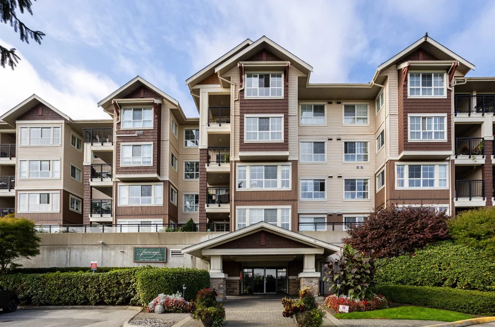 19677 Meadow Gardens Way Unit 117, Pitt Meadows, BC - MLS: R3175420