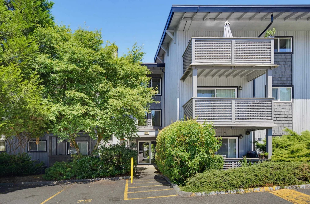 117 200 WESTHILL PLACE, Port Moody BC V3H 1V2, Port Moody BC — Residential for Sale - Photo 2