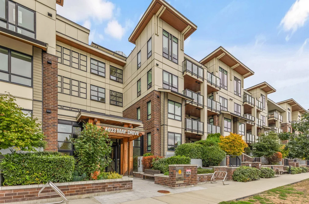 Condo for sale at 117 4033 May Drive Richmond British Columbia - MLS: R3162618
