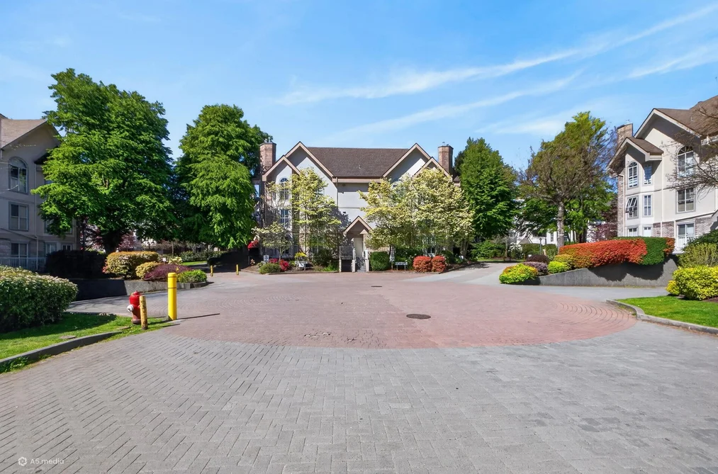 Condo for sale at 117 7161 121 Street Surrey British Columbia - MLS: R3117254