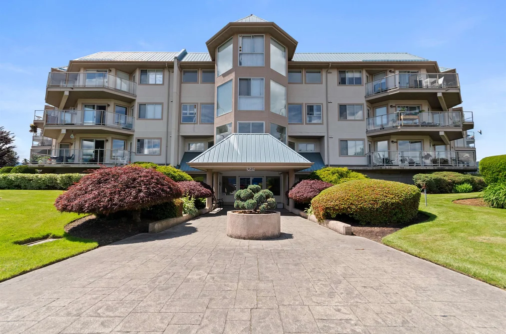 Condo for sale at 117 7685 Amber Drive Chilliwack British Columbia - MLS: R3132738