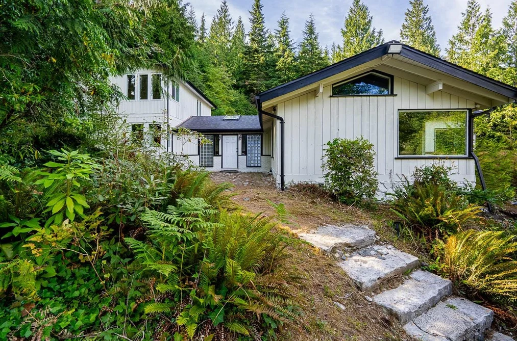 11707 Wilson Street, Mission, BC - MLS: R3163587 - Photo 3 11707 Wilson Street, Mission, BC - MLS: R3163587 - Photo 3