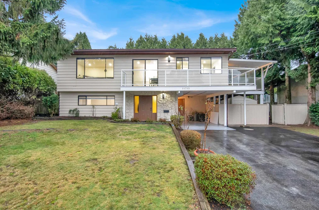 House for sale at 11715 83a Avenue Delta British Columbia - MLS: R3154994