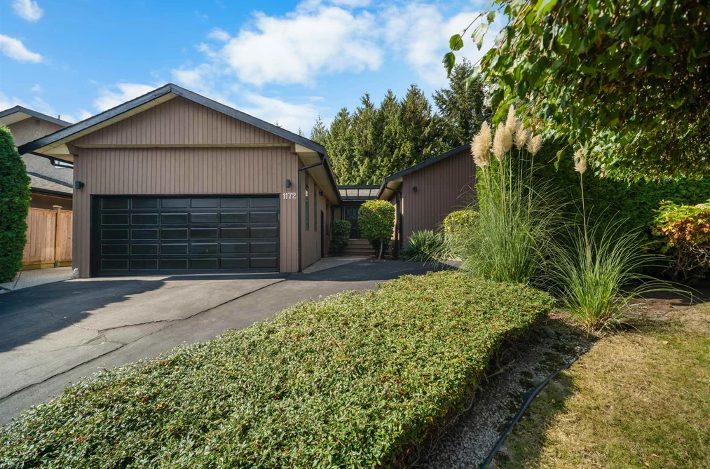 House for sale at 1172 Eagleridge Drive Coquitlam British Columbia - MLS: R3168892