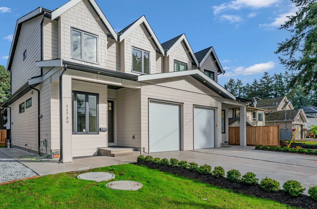 Half Duplex for sale at 11741 80 Avenue Delta British Columbia - MLS: R3093817