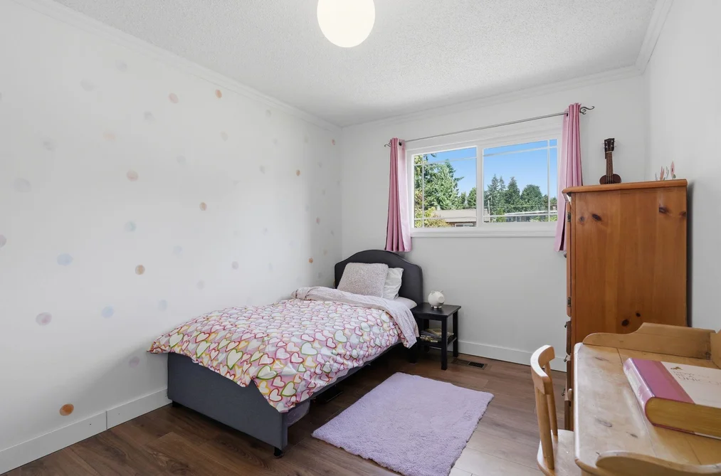 11782 74A AVENUE, Delta BC V4C 1G7, Delta BC — Residential for Sale — Photo 8 of 40