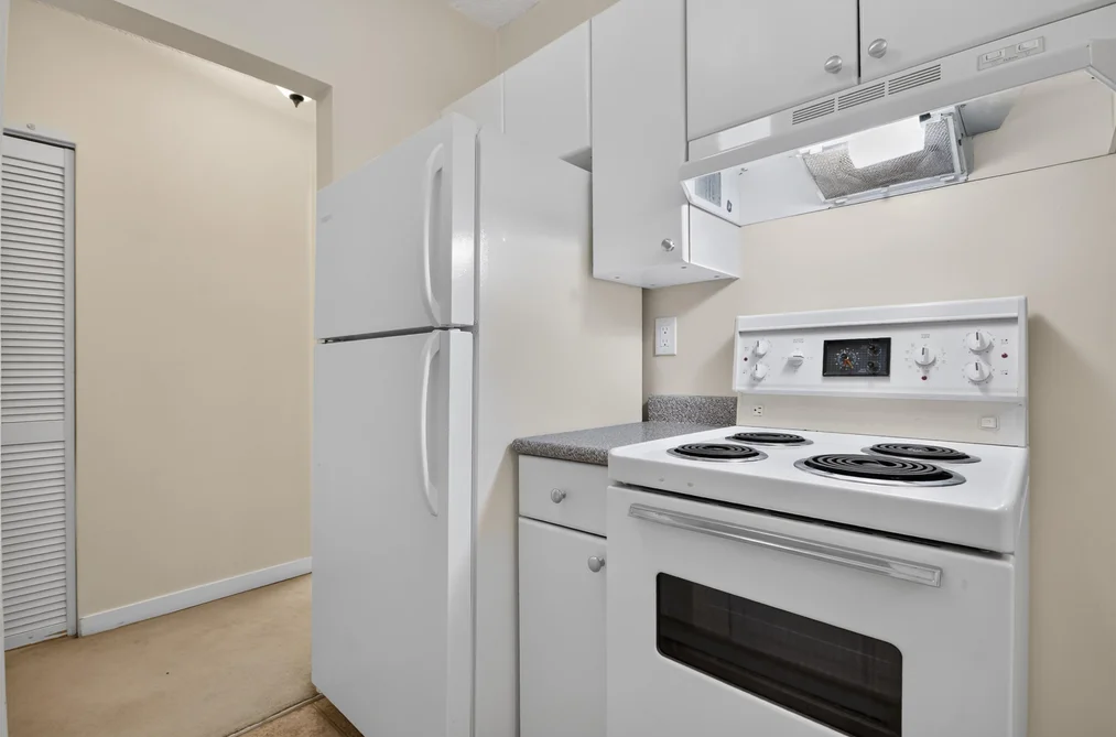118 1655 NELSON STREET, Vancouver BC V6G 1M3, Vancouver BC — Residential for Sale — Photo 8 of 31
