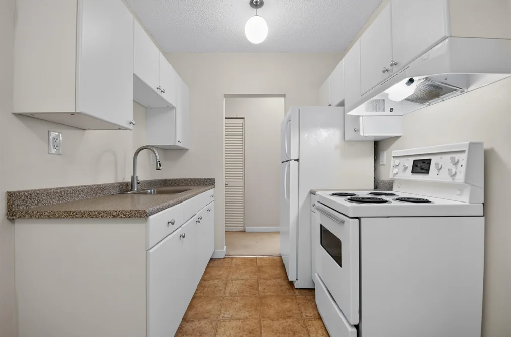 118 1655 NELSON STREET, Vancouver BC V6G 1M3, Vancouver BC — Residential for Sale — Photo 9 of 31