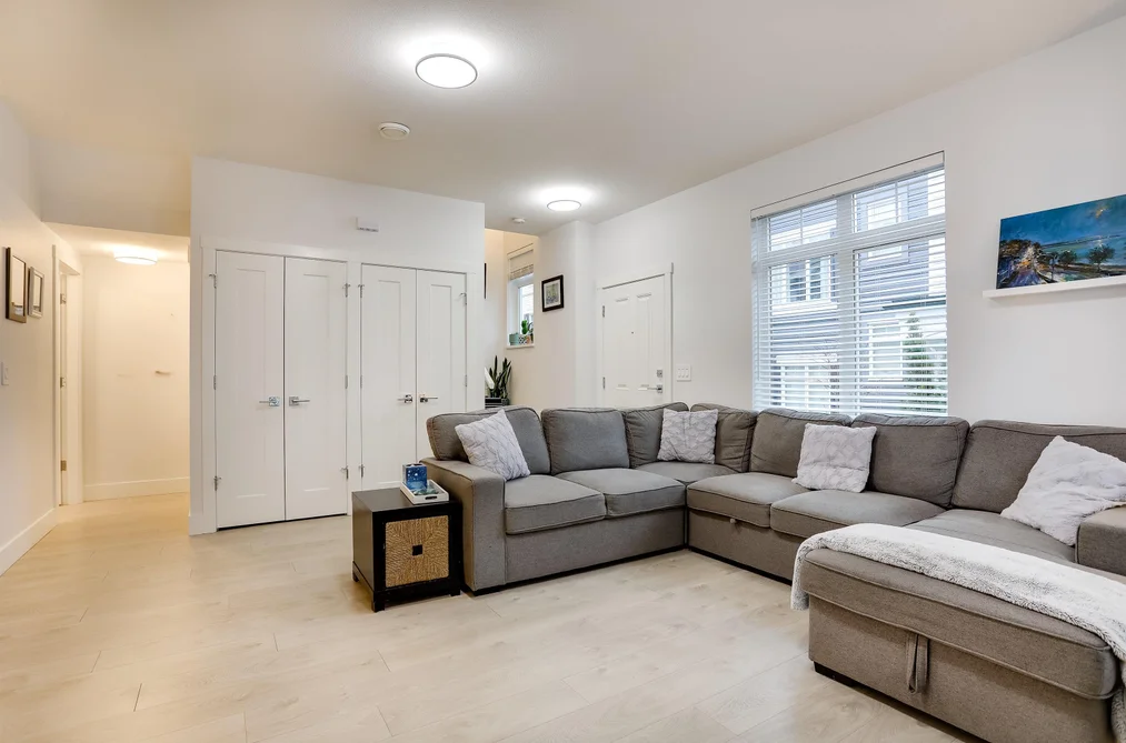 118 2070 OAK MEADOWS DRIVE, Surrey BC V3Z 1J1, Surrey BC — Residential for Sale - Photo 6