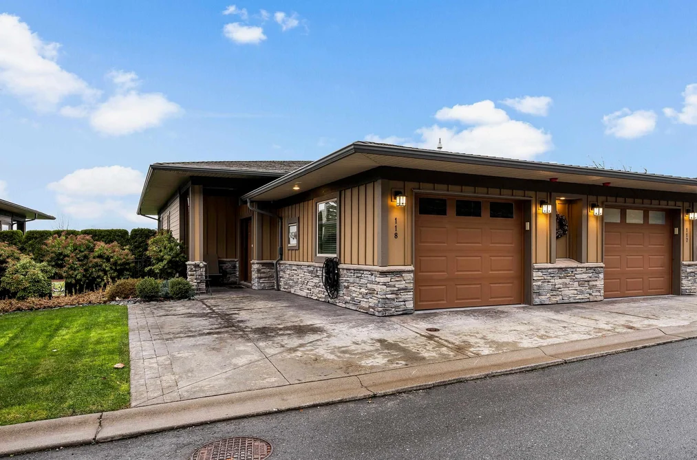 Townhouse for sale at 118 51096 Falls Court Chilliwack British Columbia - MLS: R3070371