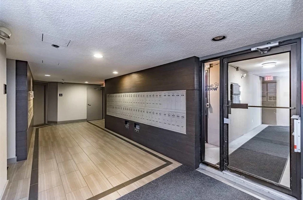 118 9847 MANCHESTER DRIVE, Burnaby BC V3N 4P4, Burnaby BC — Residential for Sale - Photo 3