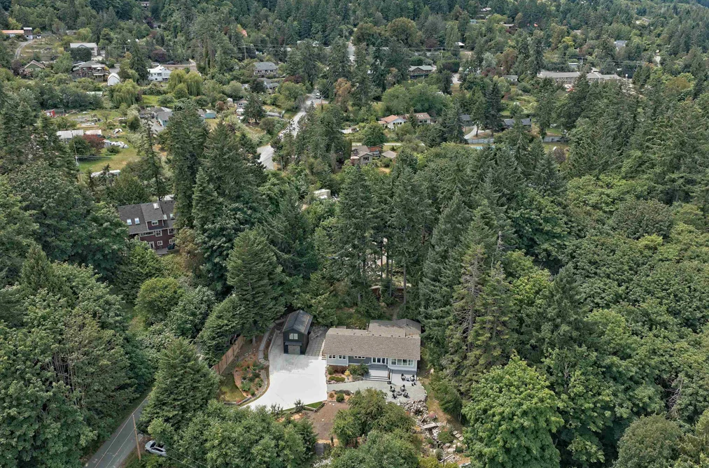 118 DOUGLAS ROAD, Salt Spring Island BC V8K 2J2, Salt Spring Island BC — Residential for Sale - Photo 5