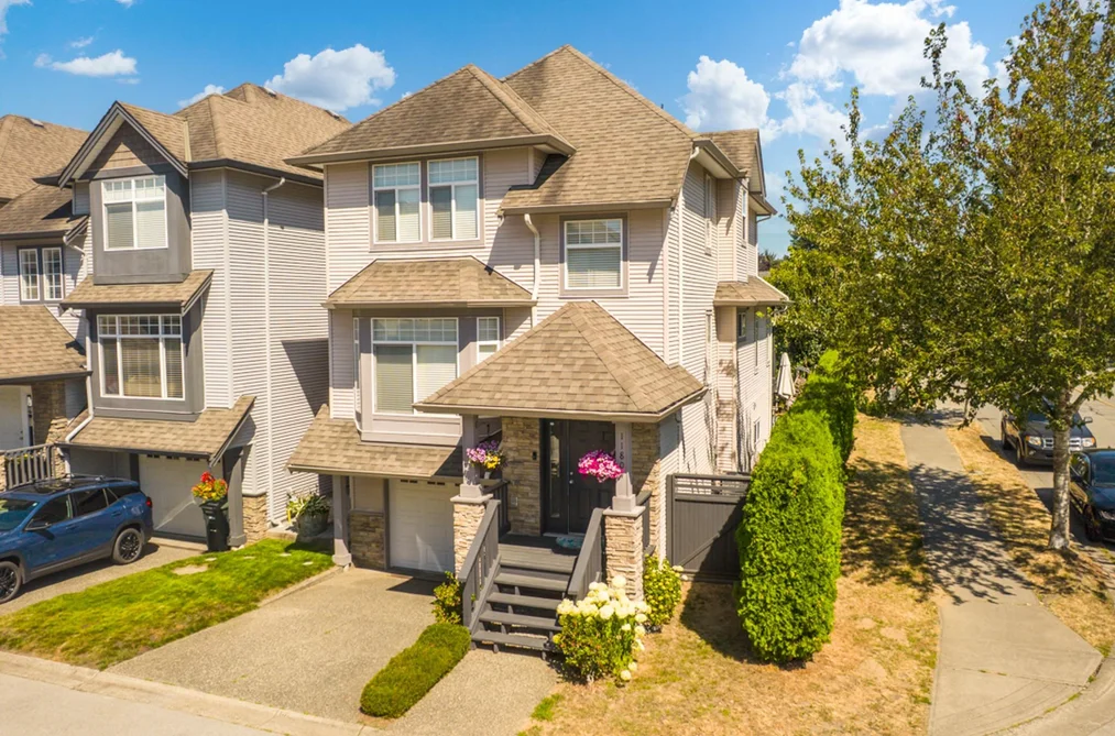 11804 191A STREET, Pitt Meadows BC V3Y 0A4, Pitt Meadows BC — Residential for Sale - Photo 2