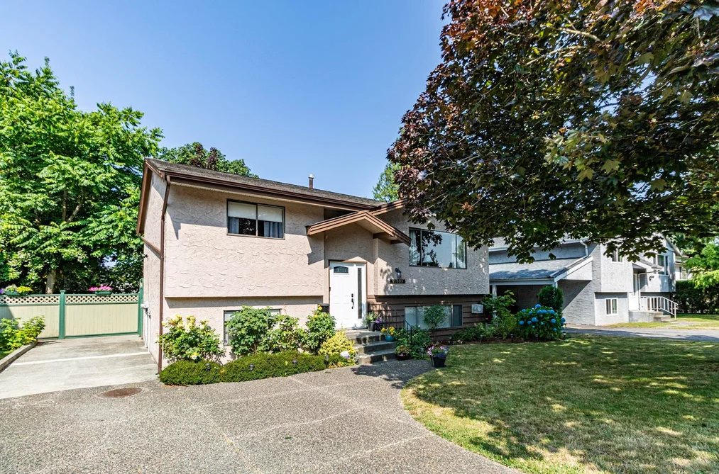 House for sale at 11809 230 Street Maple Ridge British Columbia - MLS: R3145564