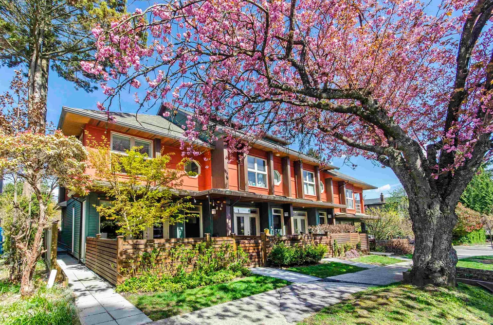 Townhouse for sale at 1181 E 19th Avenue Vancouver British Columbia - MLS: R3139566