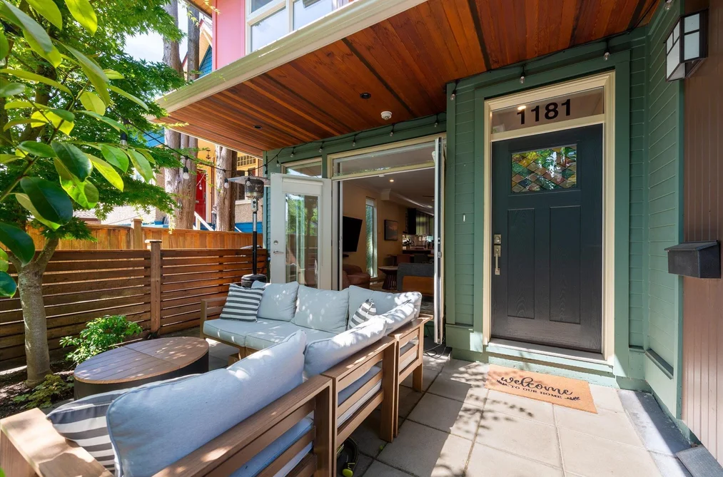 1181 E 19TH AVENUE, Vancouver BC V5V 1K9, Vancouver BC — Residential for Sale - Photo 2