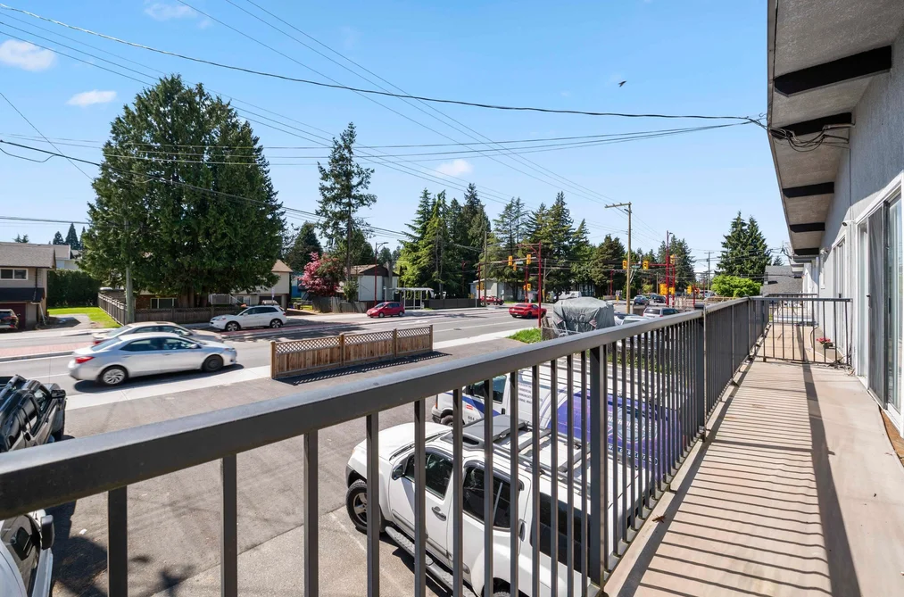 11821 72 AVENUE, Delta BC V4E 1Z5, Delta BC — Residential Income for Sale - Photo 3