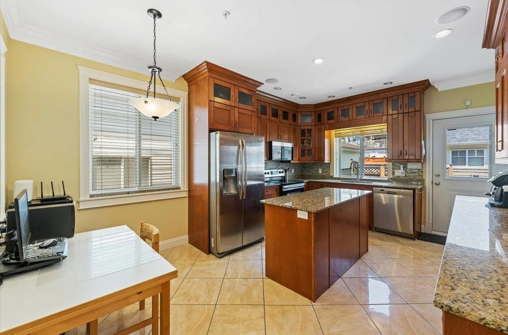 1185 E 62ND AVENUE, Vancouver, BC — Residential for Sale — Photo 10 of 38