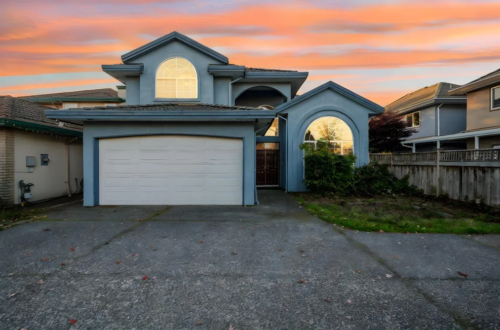House for sale at 11851 Railway Avenue Richmond British Columbia - MLS: R3098762
