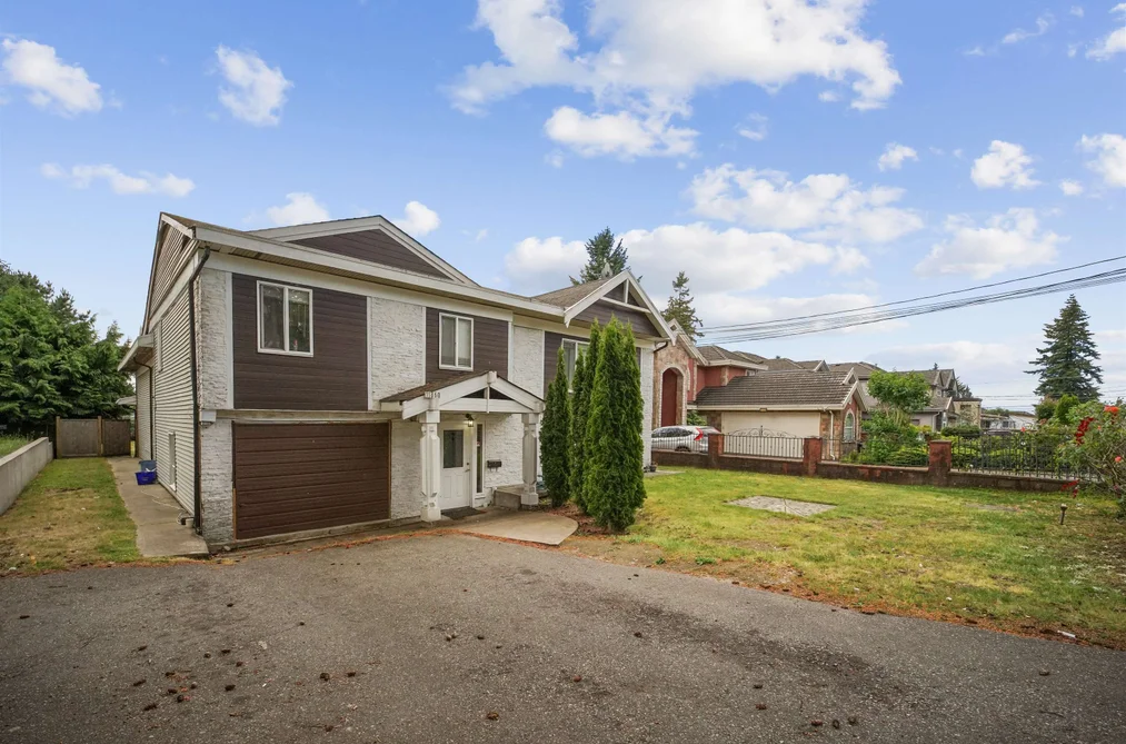 11860 75A AVENUE, Delta BC V4C 1J9, Delta BC — Residential for Sale — Photo 3 of 40