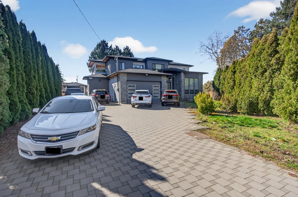 House for sale at 11890 Gilmour Crescent Delta British Columbia - MLS: R3089011