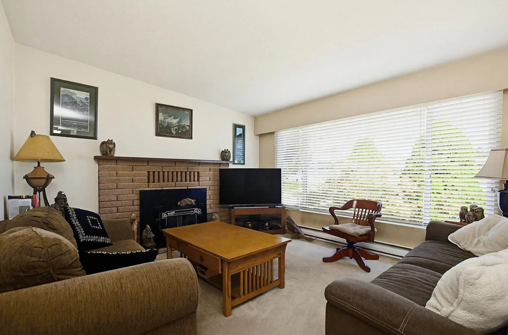 11895 230 STREET, Maple Ridge BC V2X 6R3, Maple Ridge BC — Residential for Sale - Photo 4