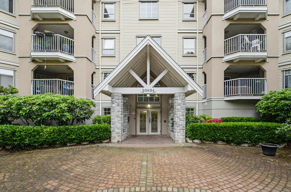 119 20894 57 AVENUE, Langley BC V3A 8M7, Langley BC — Residential for Sale - Photo 2