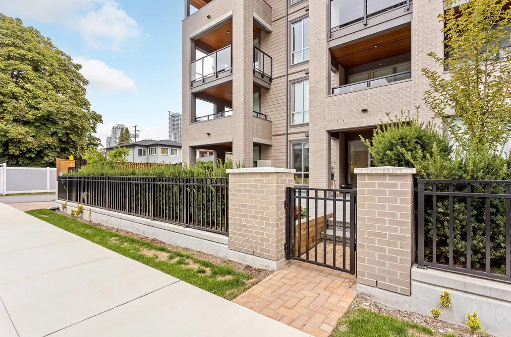 119 7588 16TH STREET, Burnaby BC V3N 0H8, Burnaby BC — Residential for Sale - Photo 3