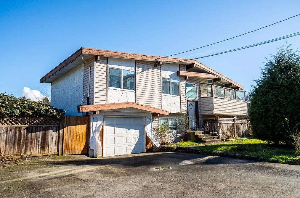 11900 BURNETT STREET, Maple Ridge BC V2X 6P5, Maple Ridge BC — Residential for Sale - Photo 2