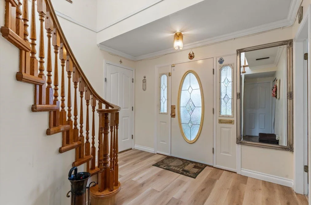 11905 STERLING COURT, Delta BC V4C 7Y7, Delta BC — Residential for Sale — Photo 6 of 40