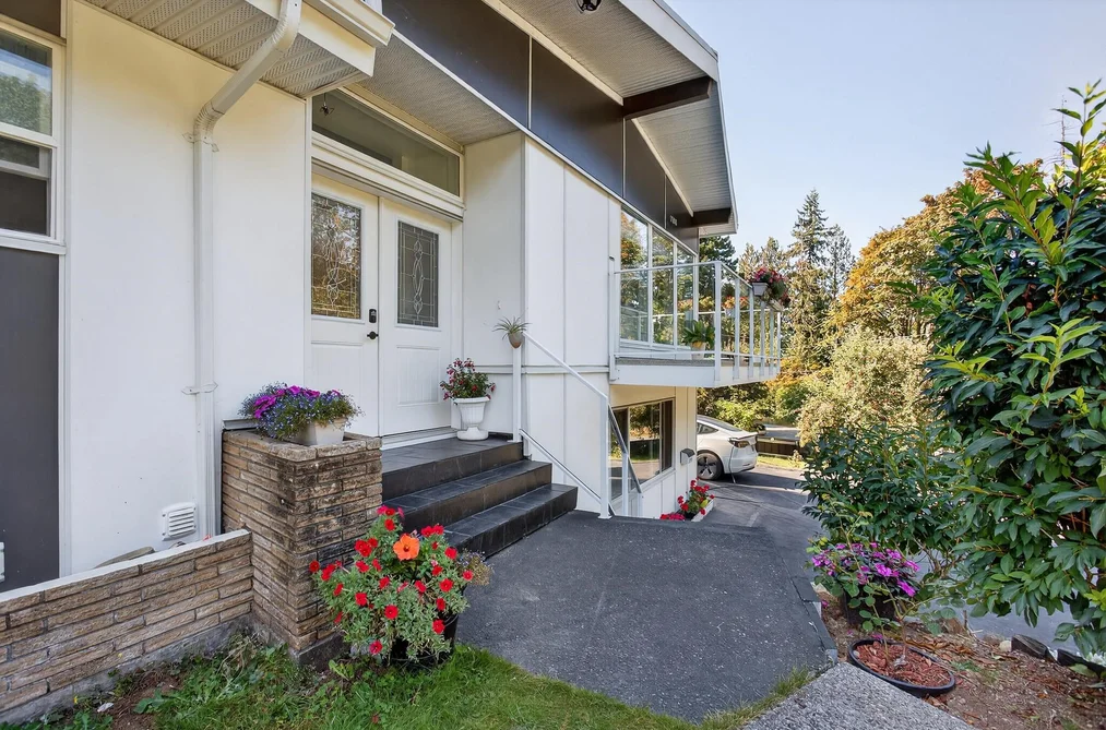 11906 100 AVENUE, Surrey BC V3V 2W1, Surrey BC — Residential for Sale - Photo 3