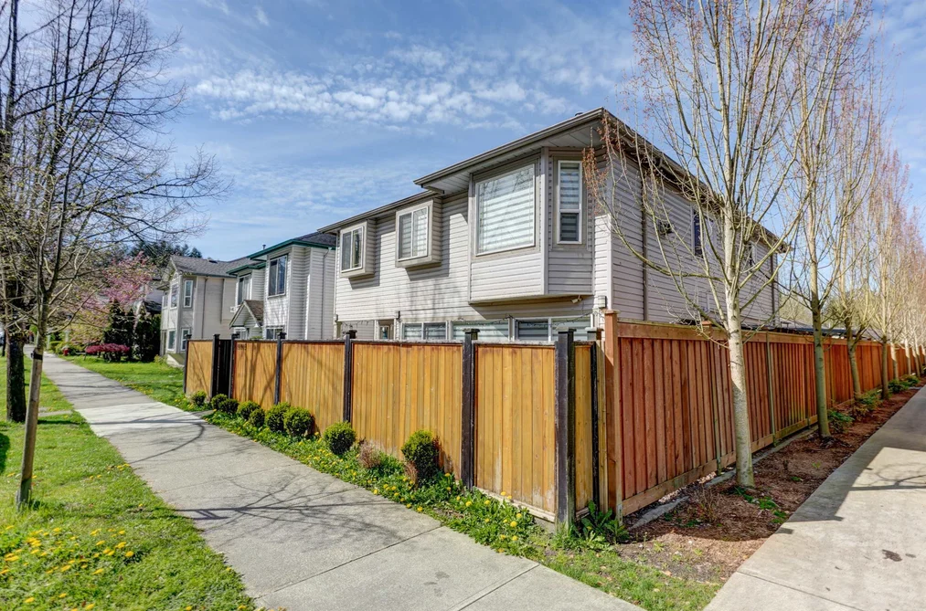 House for sale at 11913 240 Street Maple Ridge British Columbia - MLS: R3113949