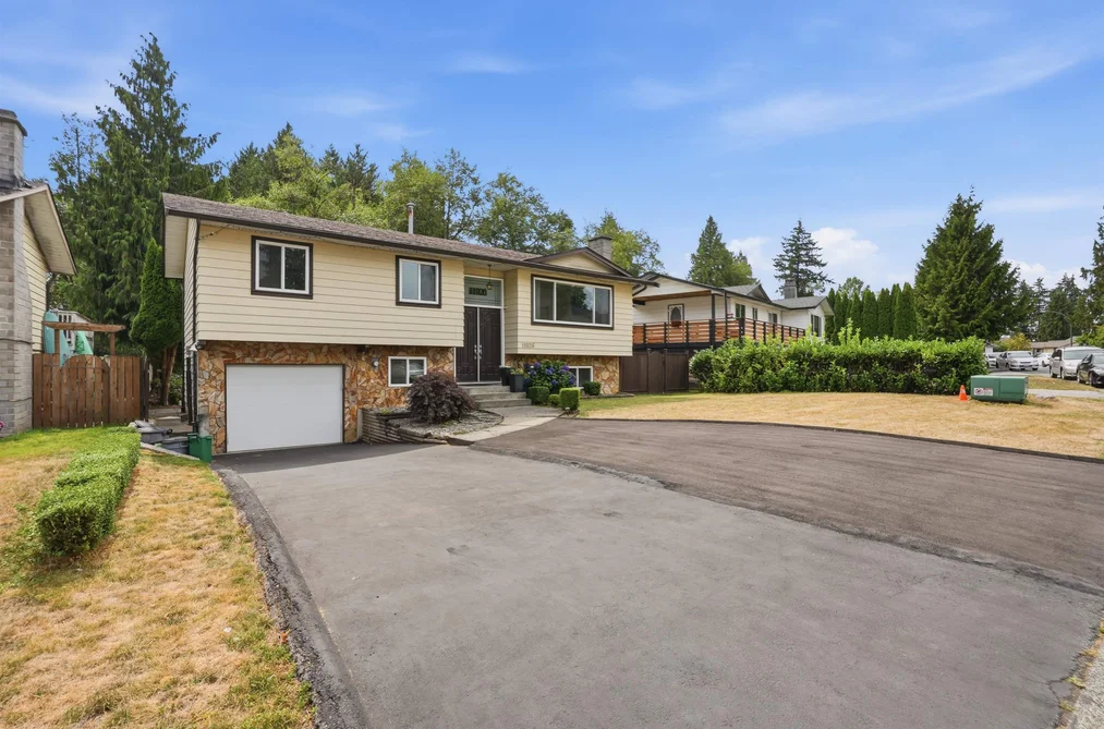 House for sale at 11926 77a Avenue Surrey British Columbia - MLS: R3155044