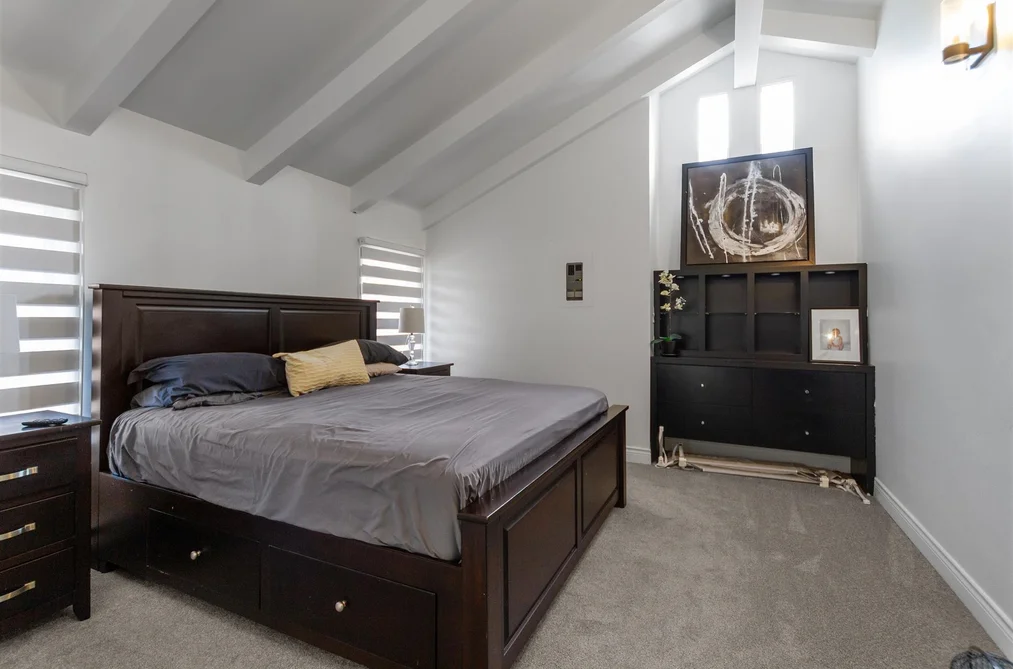 1195 W 50th Avenue, Vancouver, BC - House for Sale - Photo 10 of 17 1195 W 50th Avenue, Vancouver, BC - House for Sale - Photo 10 of 17