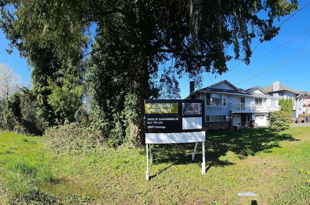 11961 97A AVENUE, Surrey BC V3V 2G9, Surrey BC — Residential for Sale — Photo 3 of 9