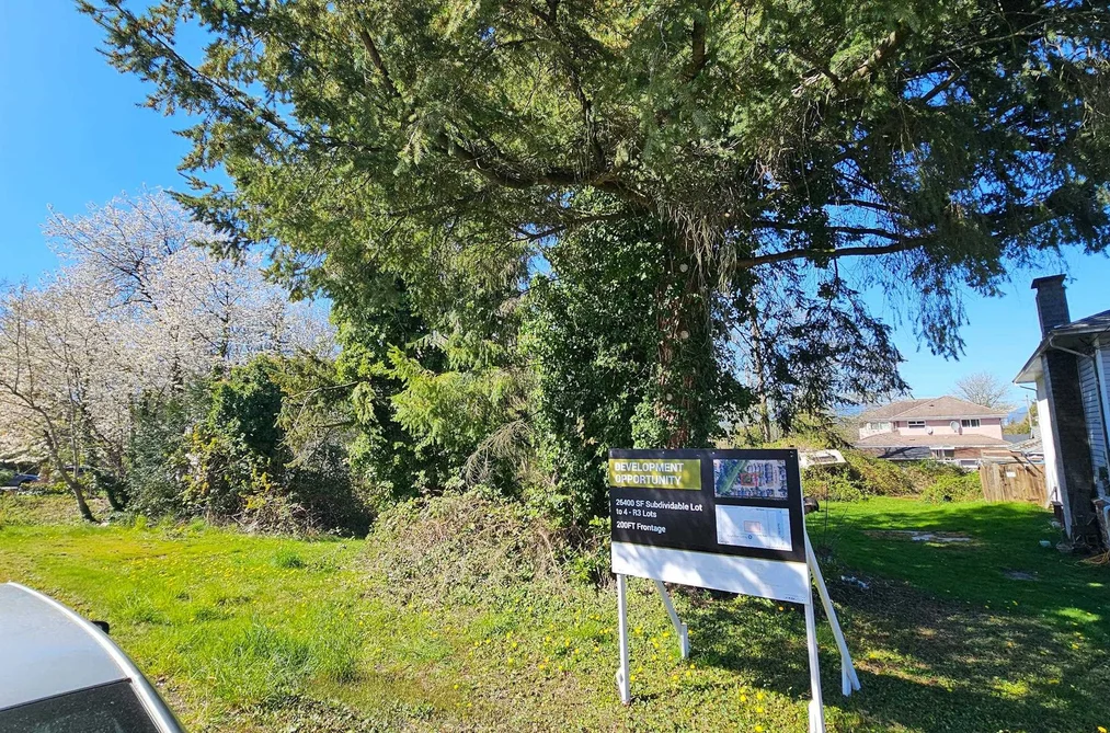 11961 97A AVENUE, Surrey BC V3V 2G9, Surrey BC — Residential for Sale — Photo 4 of 9
