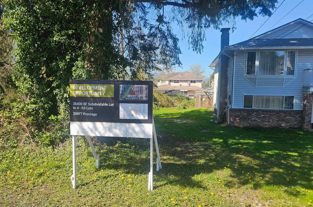 11961 97A AVENUE, Surrey BC V3V 2G9, Surrey BC — Residential for Sale — Photo 5 of 9