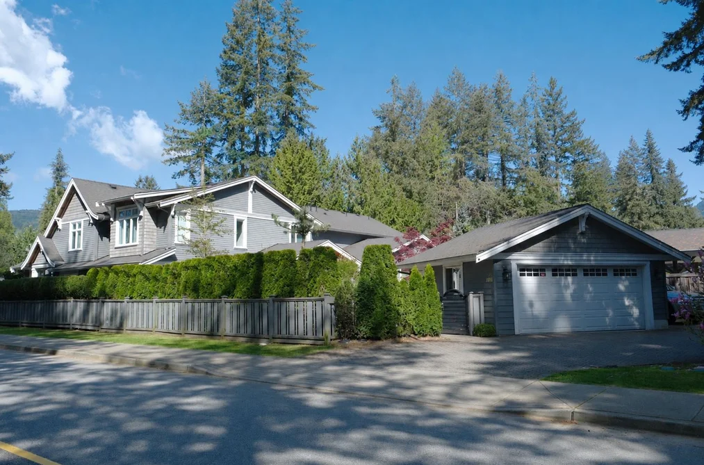 House for sale at 1198 Edgewood Road North Vancouver British Columbia - MLS: R3114226